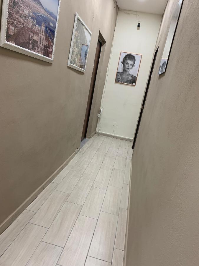 B&B Spaccanapoli A Due Passi Da Via Tribunali 外观 照片
