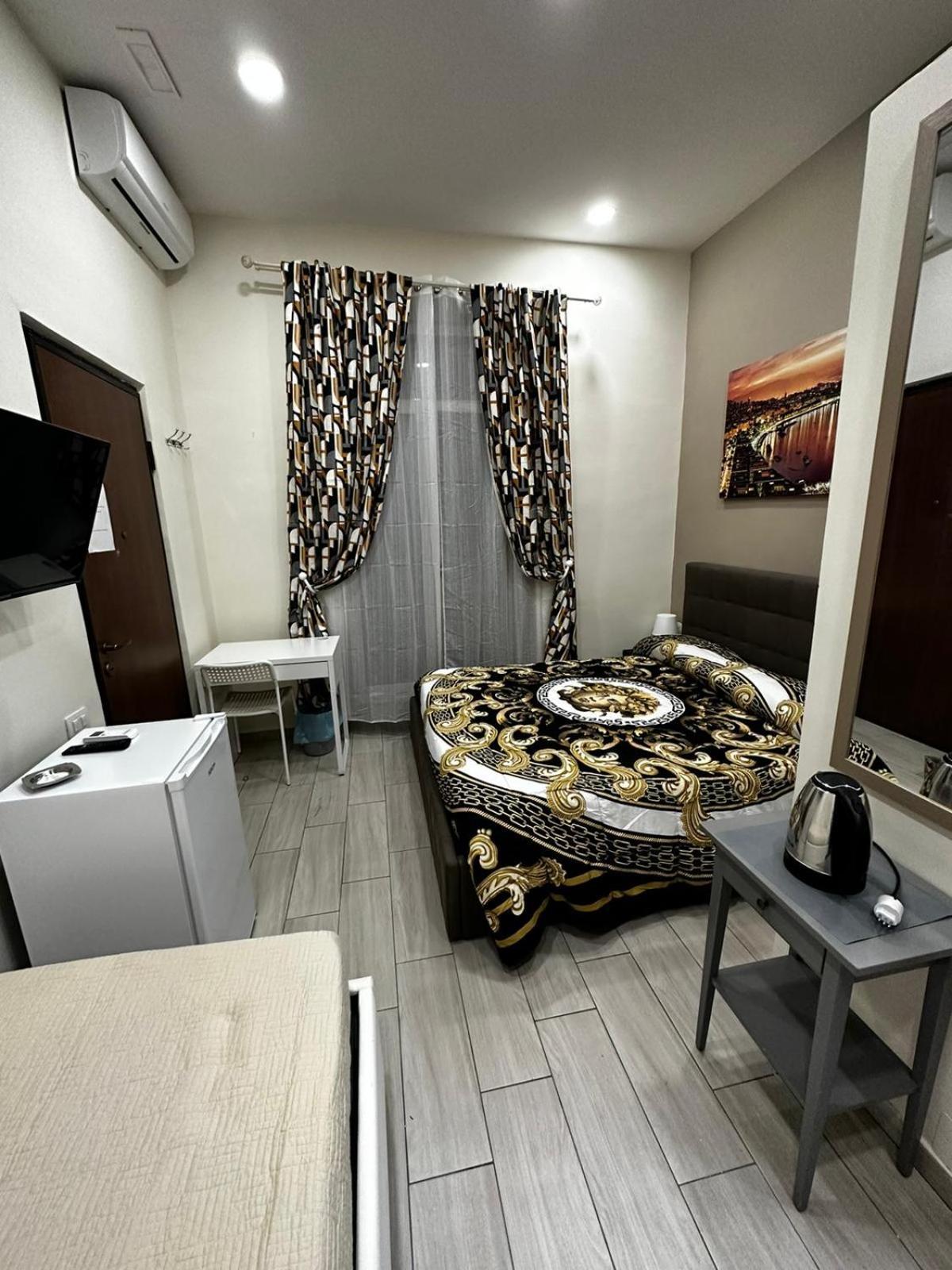 B&B Spaccanapoli A Due Passi Da Via Tribunali 外观 照片